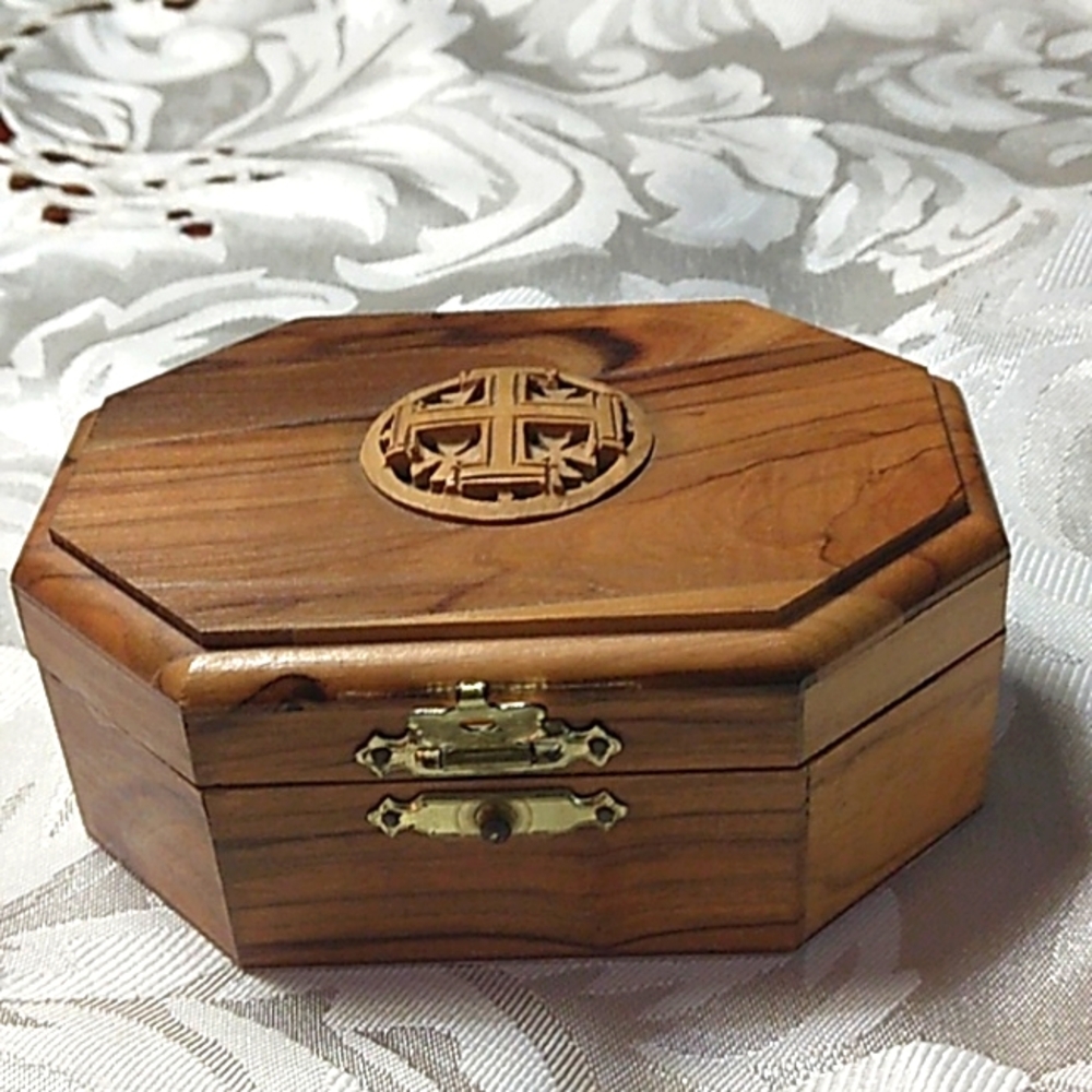 Beautifully hand crafted olive wood gift box, hexagon  shape, from the Holy Land